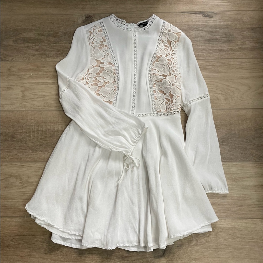White mini Dress